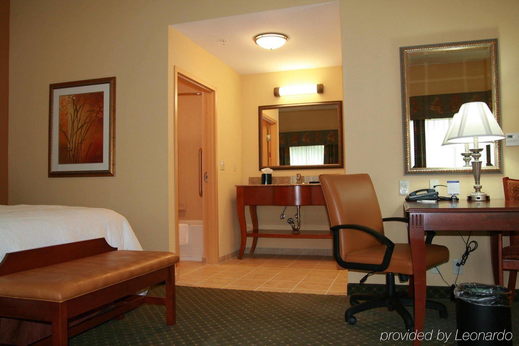 Hampton Inn & Suites Port Richey Pokoj fotografie