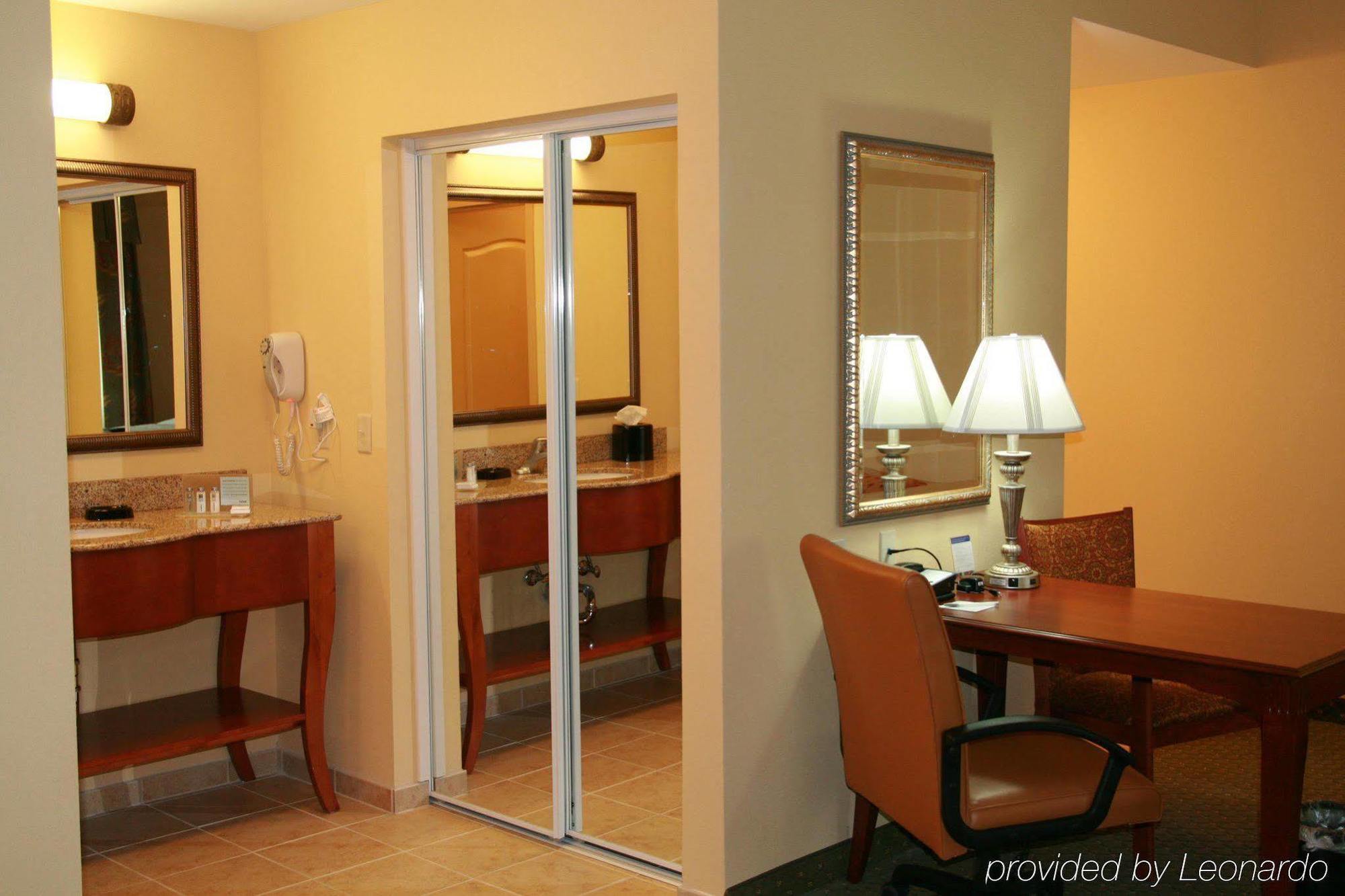 Hampton Inn & Suites Port Richey Pokoj fotografie